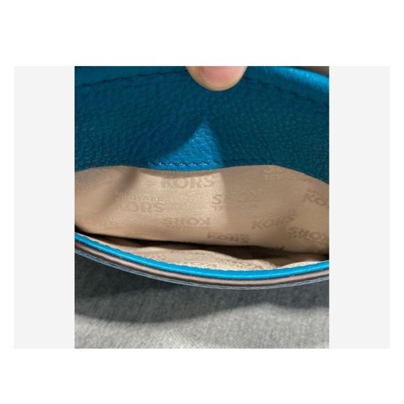 Michael Kors Fulton Small Pebbled Leather Crossbody Bag - Picture 6 of 10